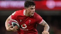 Rees-Zammit reverts to Wales wing for Fiji Test