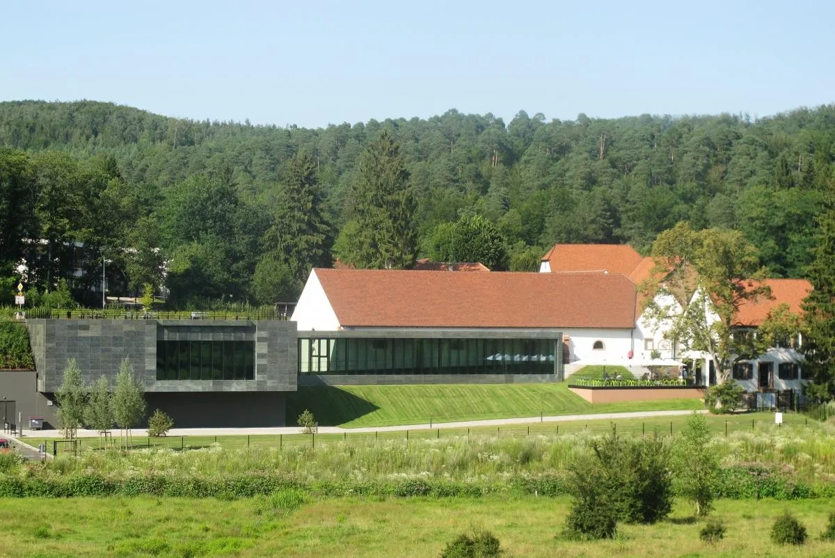 Museu Lalique é assaltado e fecha para investigações na França