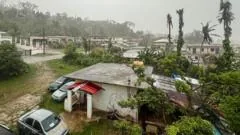 Evacuações em Guam enquanto o super tufão Bavi se aproxima