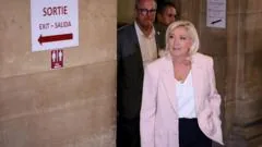 Marine Le Pen anuncia candidatura à presidência da França em 2027