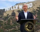 Ação de 12 estados busca bloquear fusão de Paramount e Warner Bros