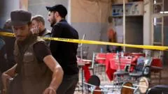 Explosão em café de Damasco deixa nove mortos, segundo a mídia estatal síria
