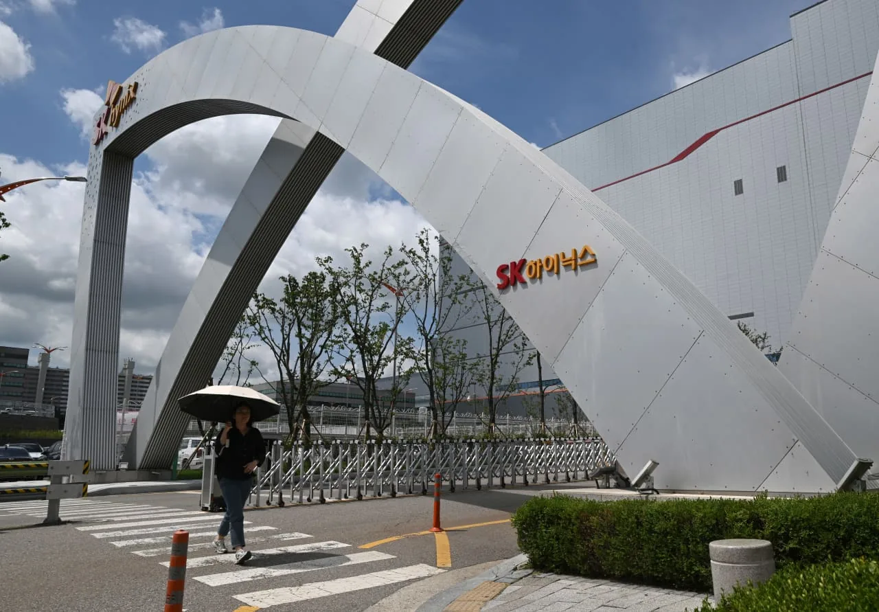Ações da SK Hynix enfrentam nova queda após resultados decepcionantes