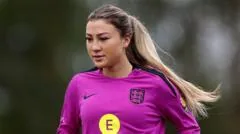 Why England teenager Parkinson has a mindset coach