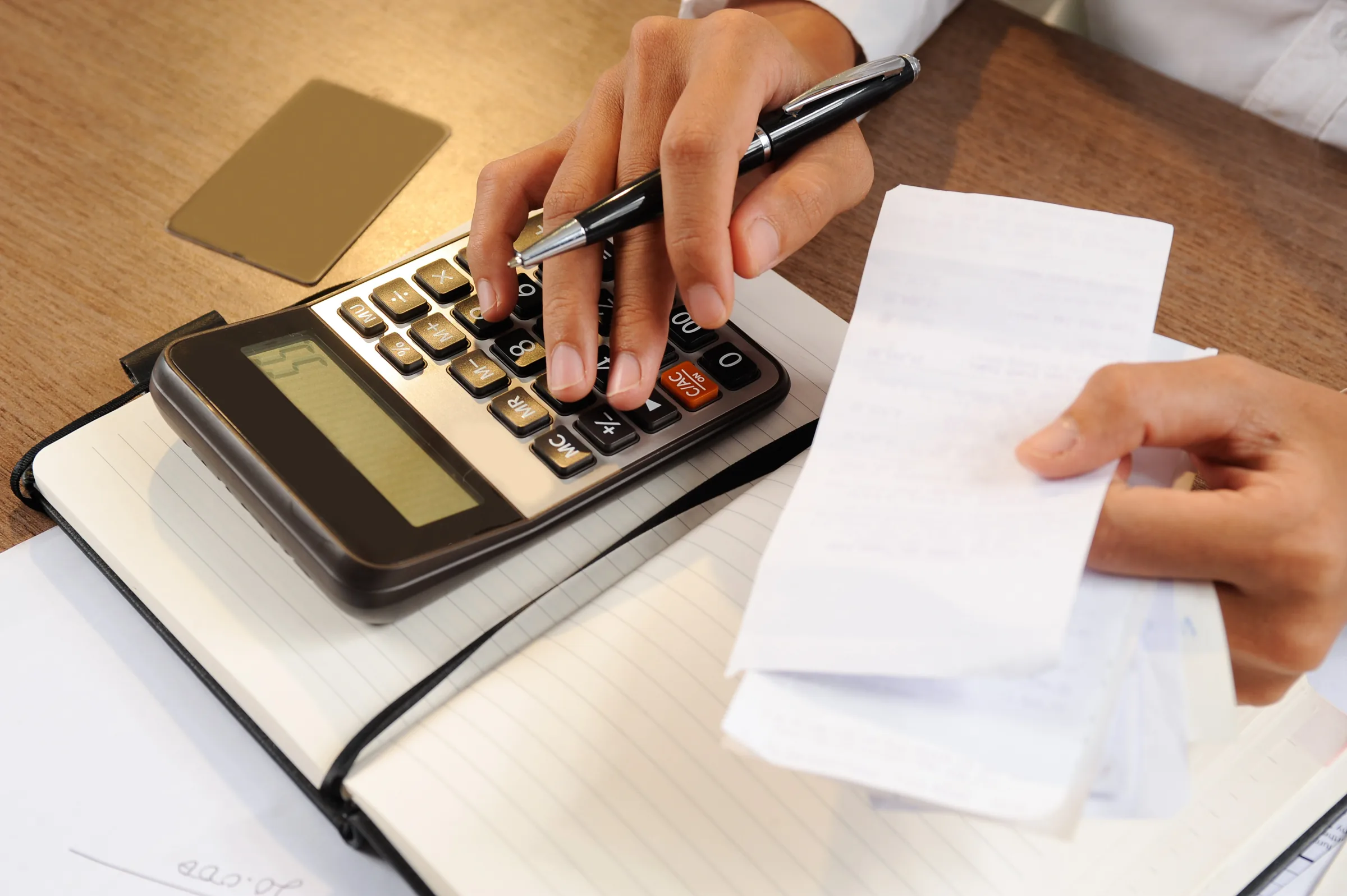 Crescer sem quebrar: como organizar as finanças do negócio