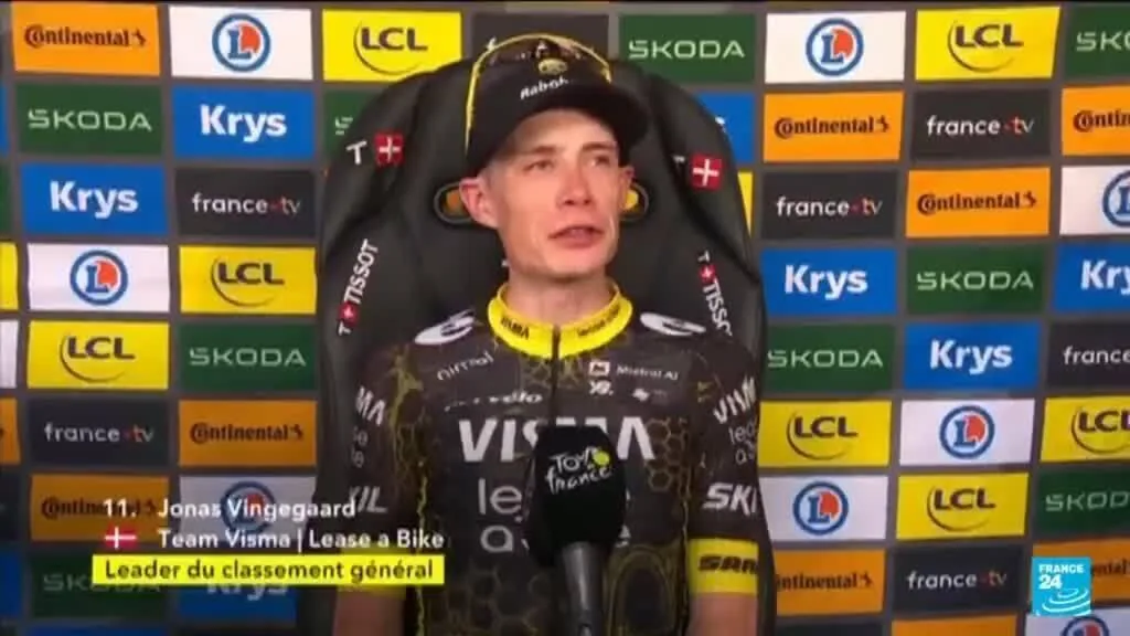 Vingegaard conquista a camisa amarela na abertura do Tour de France em Barcelona