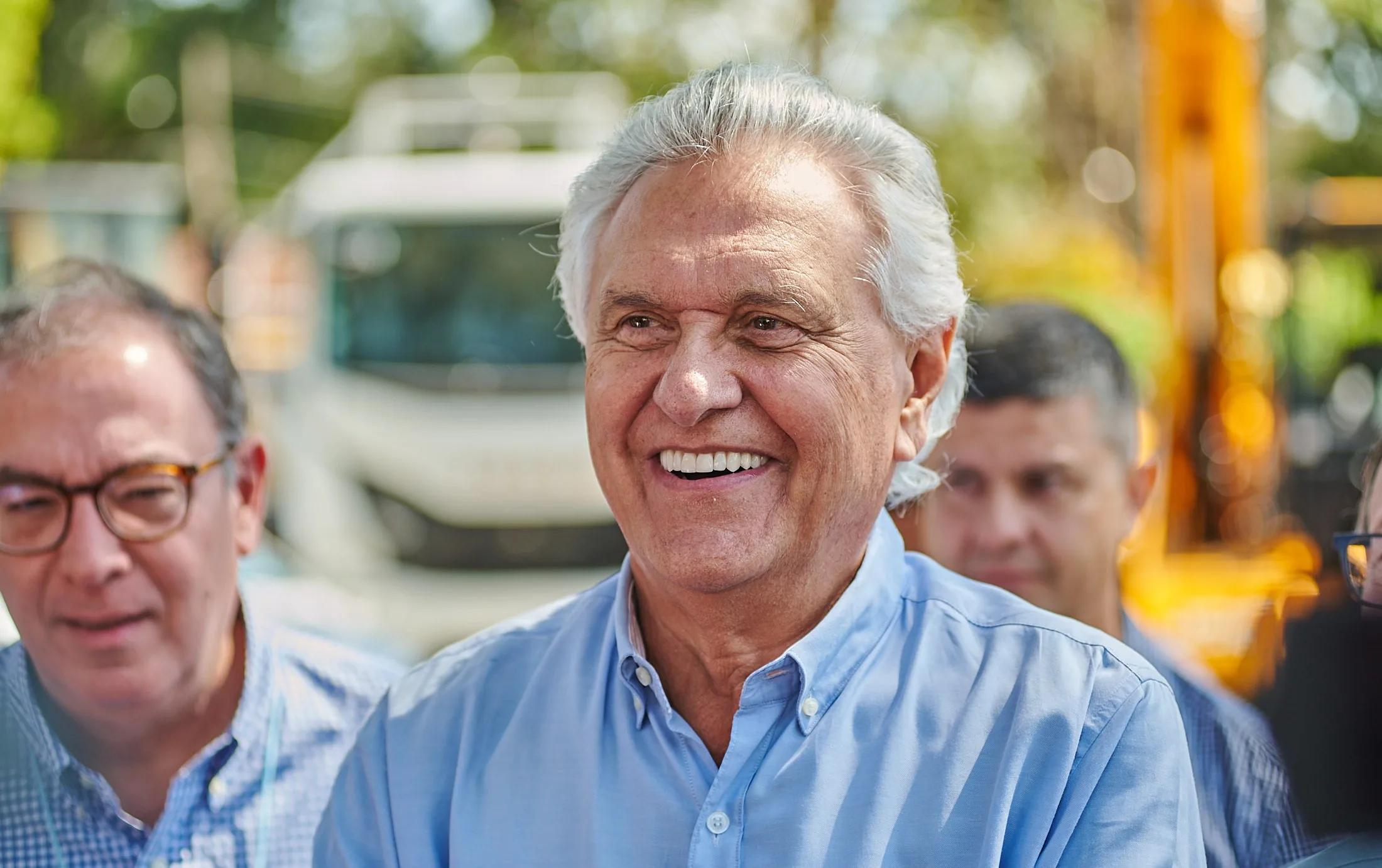 Caiado critica Flávio Bolsonaro e defende liderança própria