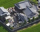 Histórias de sobrevivência e perda emergem após terremoto no Japão