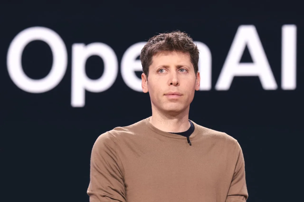 Crítico alerta para queda da OpenAI e impactos no setor tecnológico