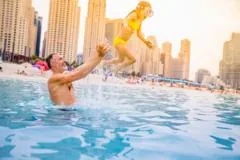 Pacotes de viagem para Dubai e Egito mais baratos enquanto preços na Europa sobem