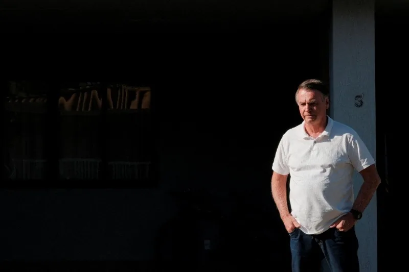Polícia Federal realiza buscas na residência de Jair Bolsonaro