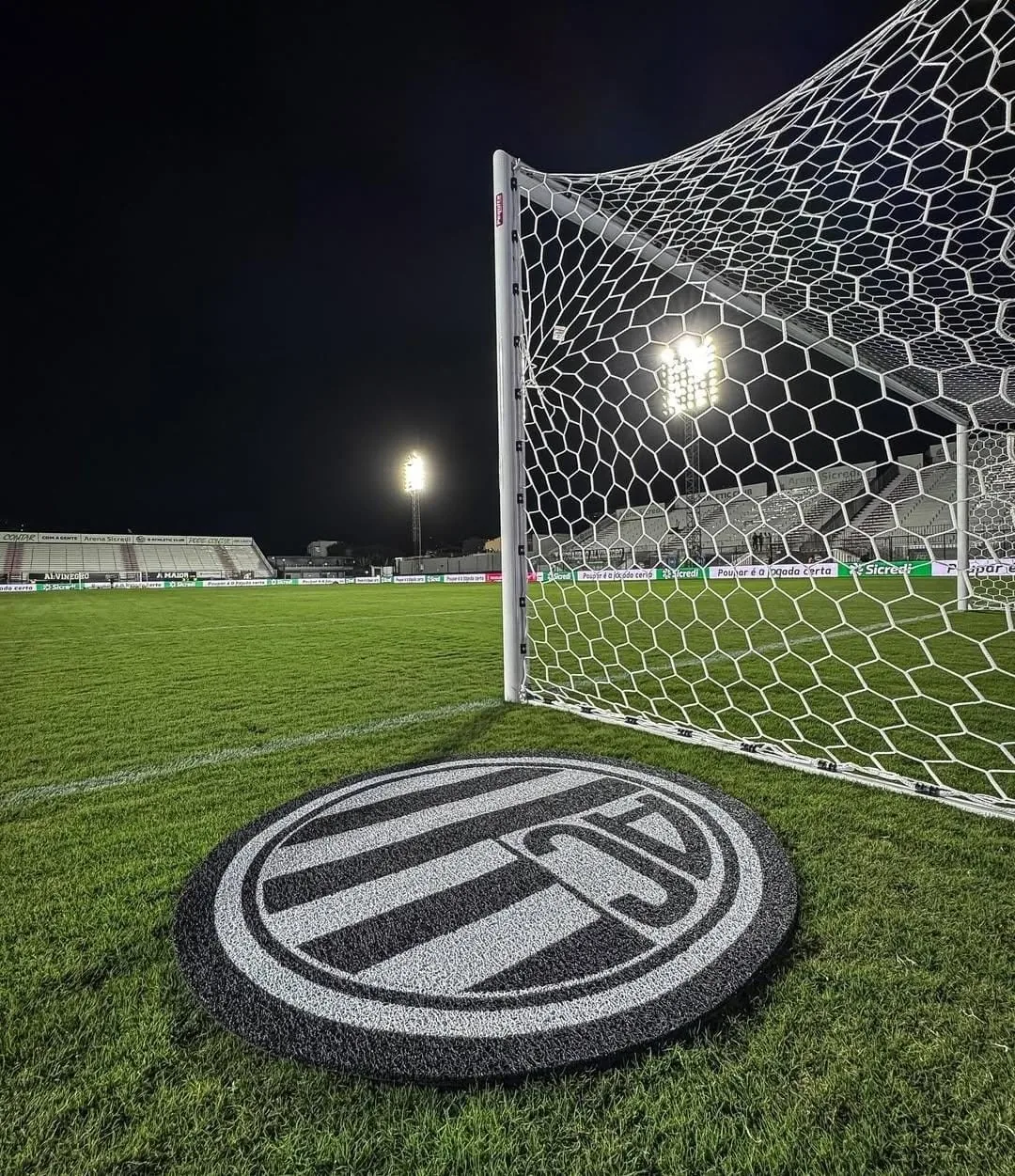 Athletic conquistou menos da metade dos pontos como mandante na Série B