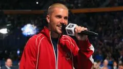 Justin Bieber se junta a Madonna, Shakira e BTS no show do intervalo da final da Copa do Mundo