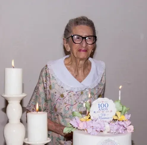 Aos 100 anos, dona Noêmia mantém fé, aventuras e uma família com mais de 100 pessoas no Tocantins