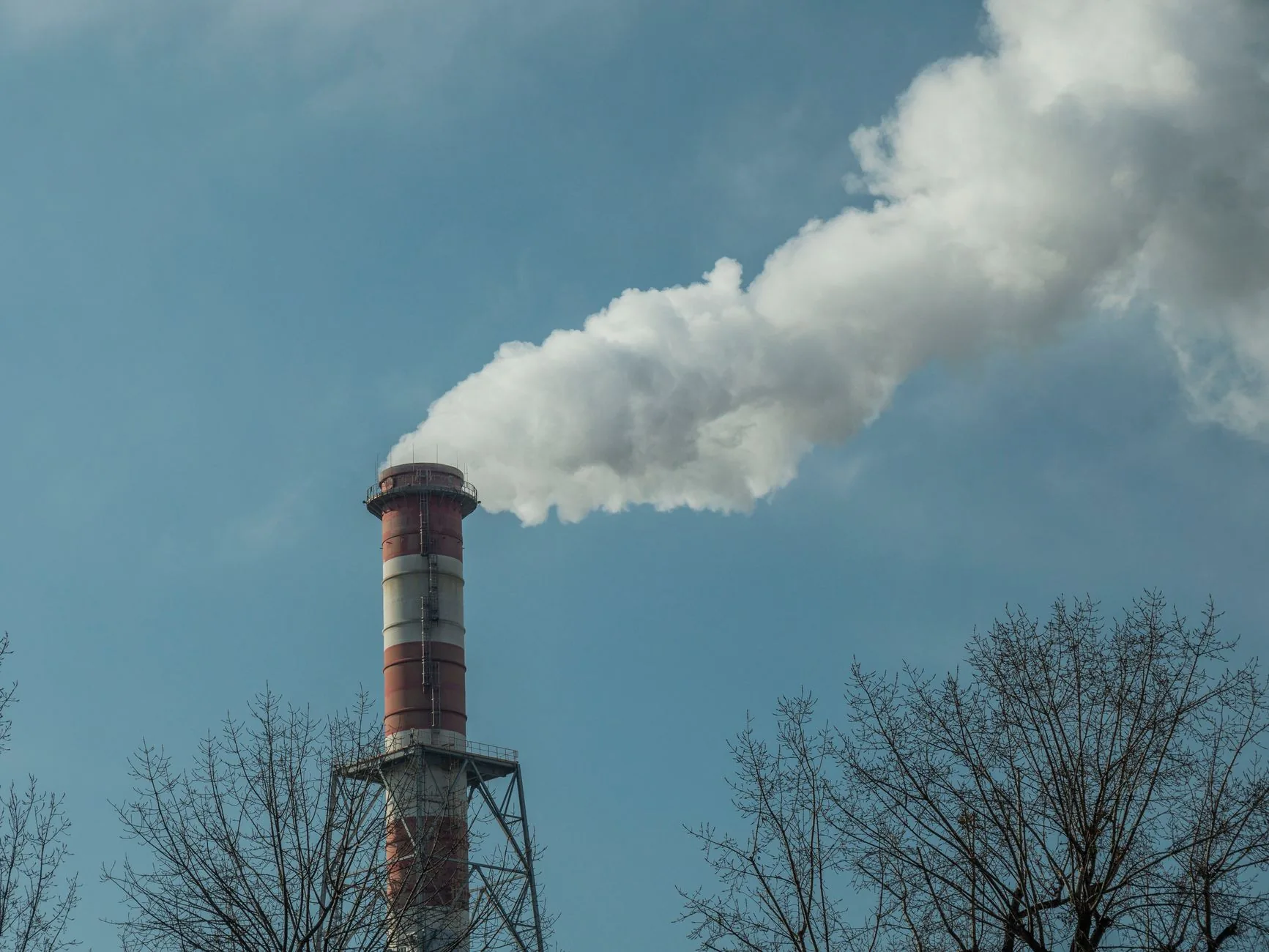 Perguntas e respostas: Emissões de Carbono e Desafios na Indústria de Tecnologia