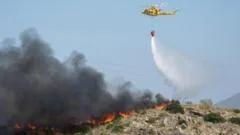 Espanha enfrenta um dos piores incêndios florestais da história com 12 mortos