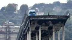 Famílias de vítimas do colapso da ponte de Gênova aguardam veredicto