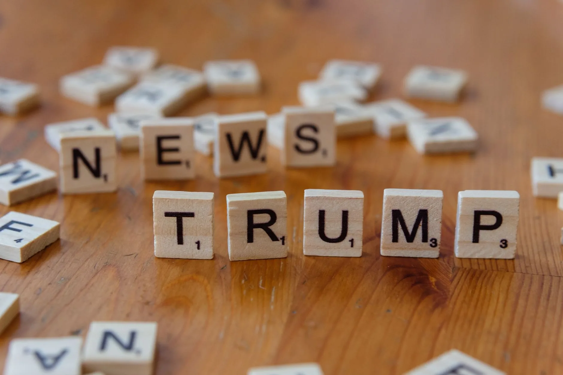 O Jogo da Política: Entre Campanhas e Estratégias Controversas