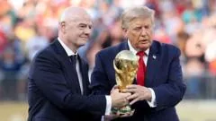 Uefa e Primeiro-Ministro criticam plano de Copa do Mundo de Infantino