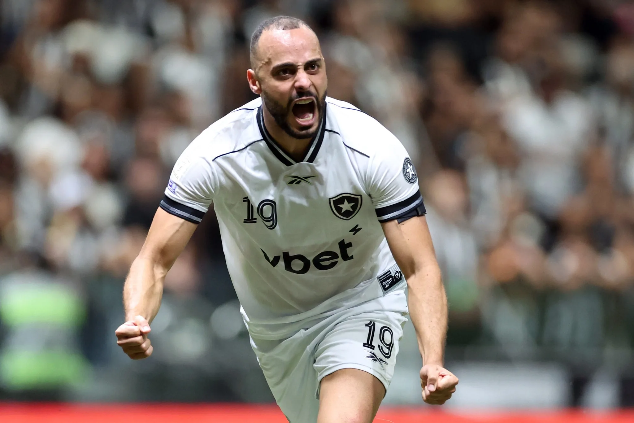 Botafogo espalha gols pelo elenco e reduz dependência de Danilo no setor ofensivo