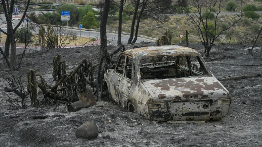 Incêndio na Espanha causa 13 mortes, incluindo estrangeiros
