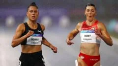 Chuva intensa causa dificuldades nas provas de atletismo em Glasgow