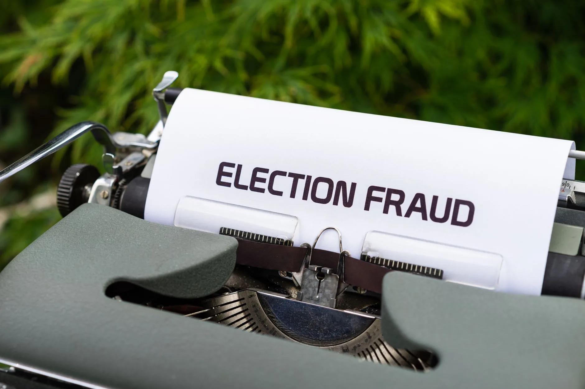 Entenda: As Alegações de Fraude Eleitoral nos EUA e o Impacto Político