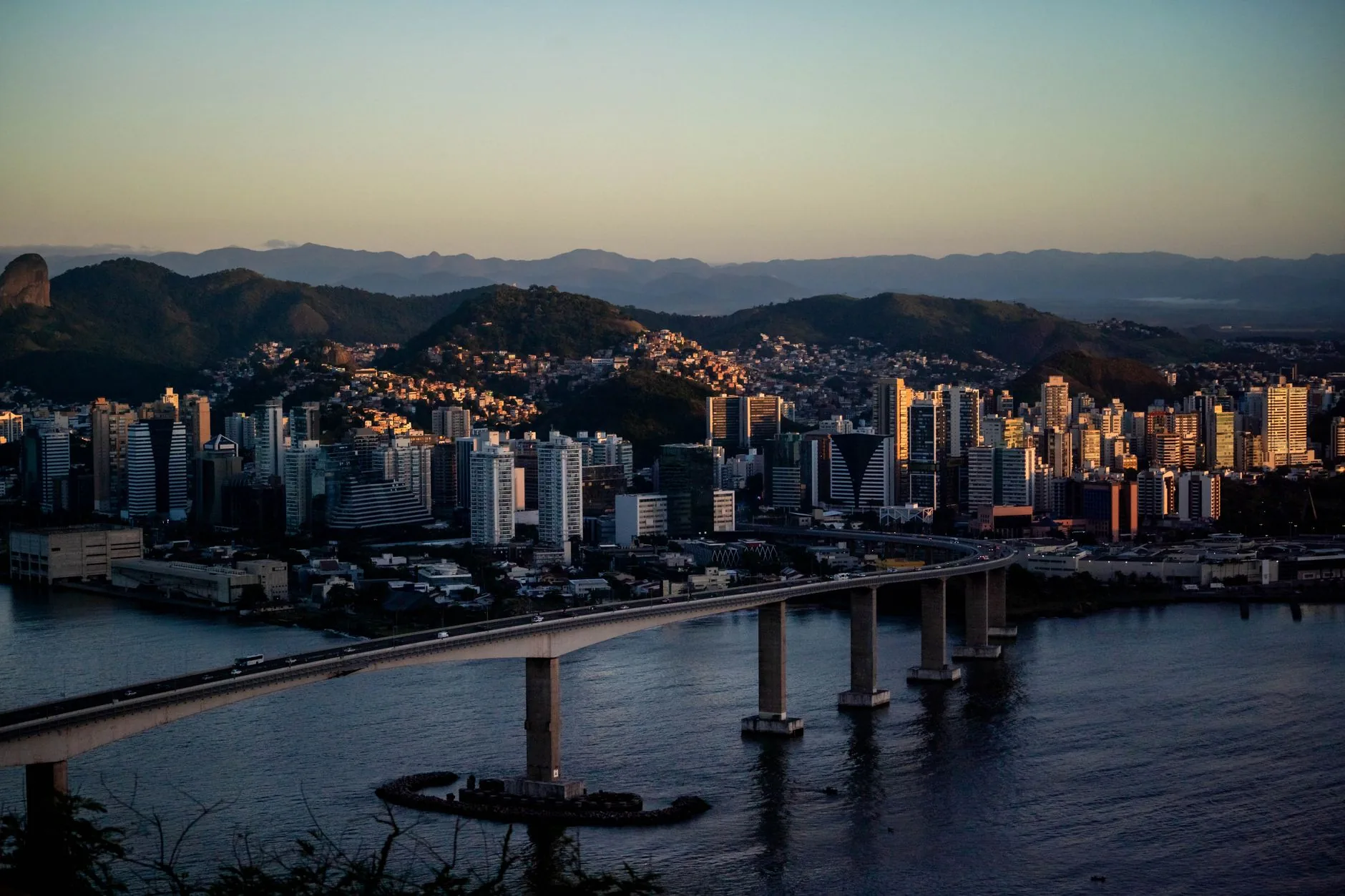 Saque de até R$ 6.220 do FGTS vence em 27 de agosto para moradores de 8 cidades