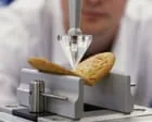 Reformulação de snacks britânicos reduz gordura