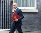 Receita britânica supera despesas em julho com déficit inesperado