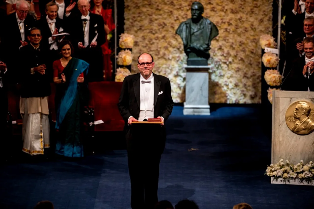 Banco Mundial nomeia economista vencedor do Prêmio Nobel