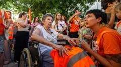 Evictada idosa espanhola pode retornar ao lar