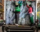 Plástico sobrando nas ruas de grandes centros urbanos