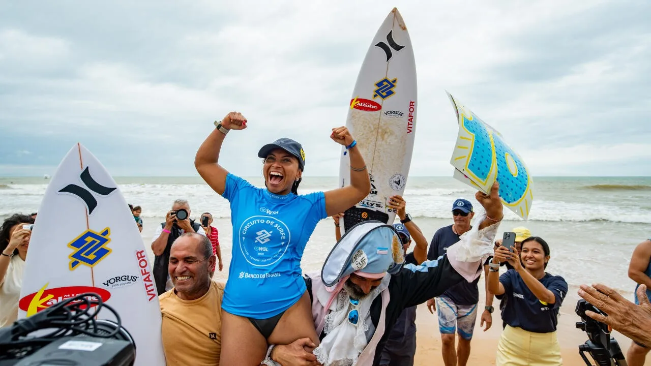 Tainá Hinckel vence etapa de Guarapari do Circuito Banco do Brasil de Surfe