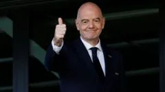 Infantino promete maior distribuição de fundos para membros da Fifa