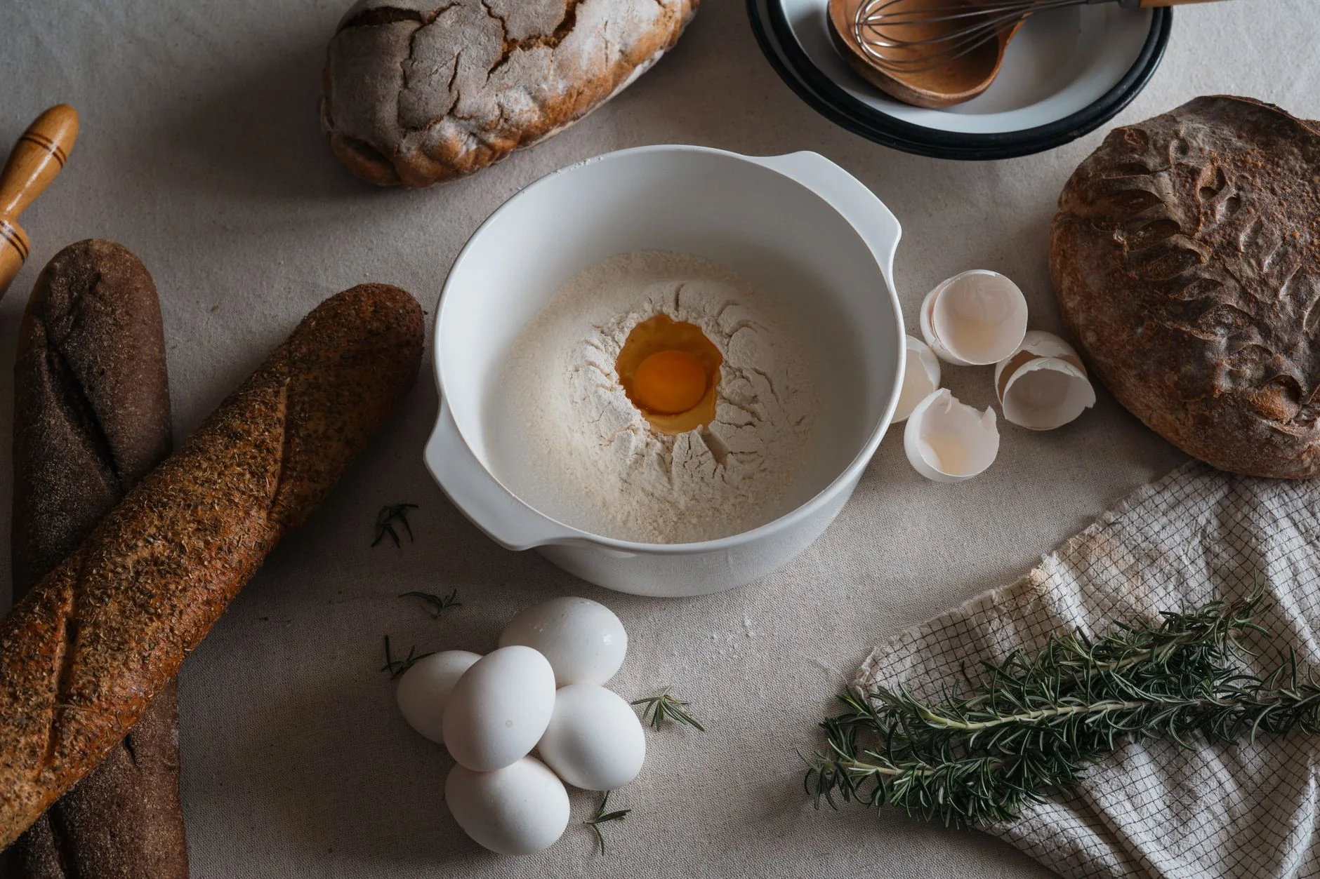 Transforme sobras de gemas em pãozinho simples
