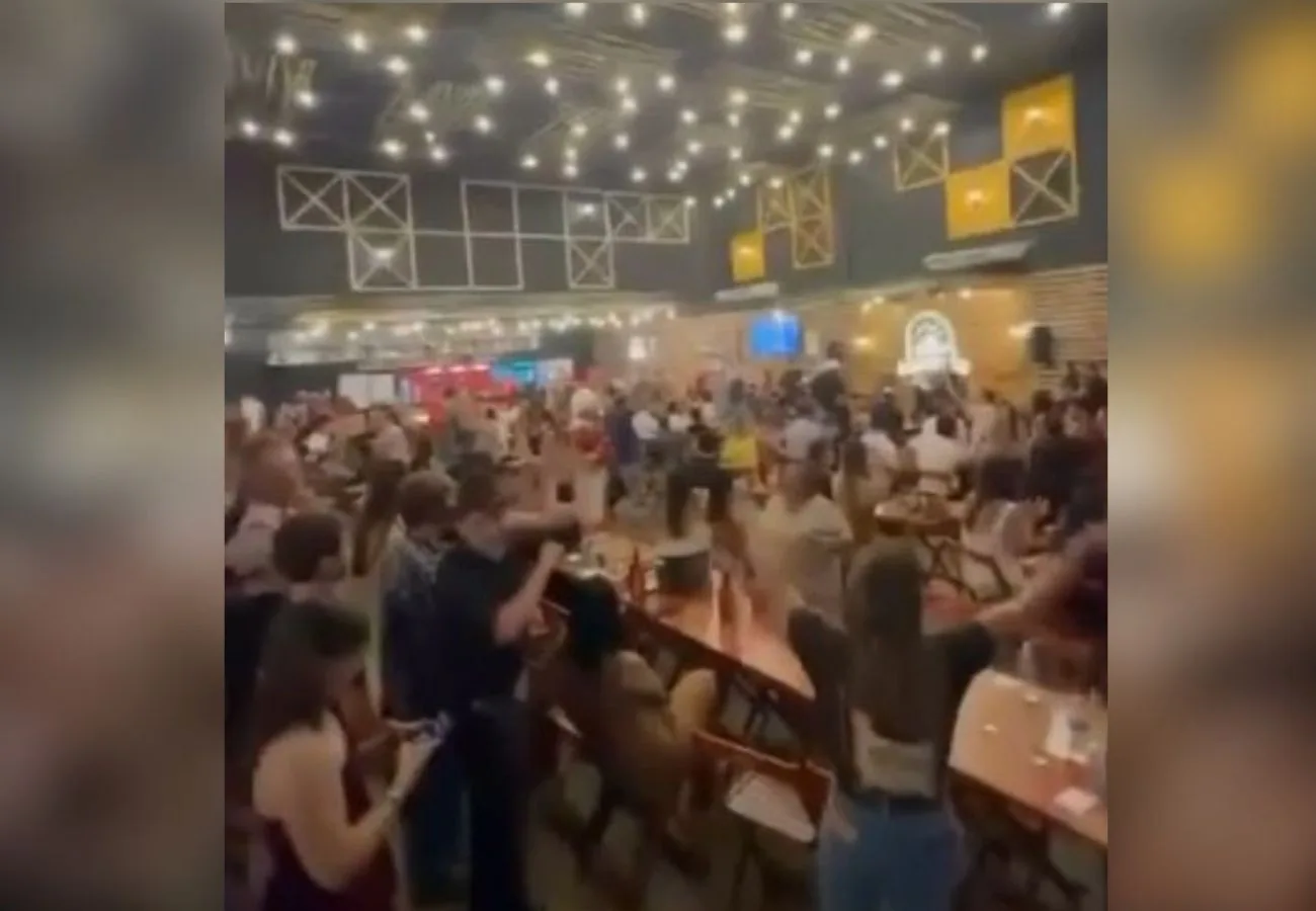 Clientes reagem após bar ser fechado por fiscais em Palmas