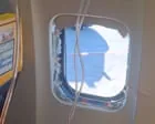 Ryanair nega que passageiro tenha sido expulso pela janela durante voo
