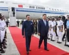 Xi Jinping recebe caravana de boas-vindas em cúpula dos países em desenvolvimento