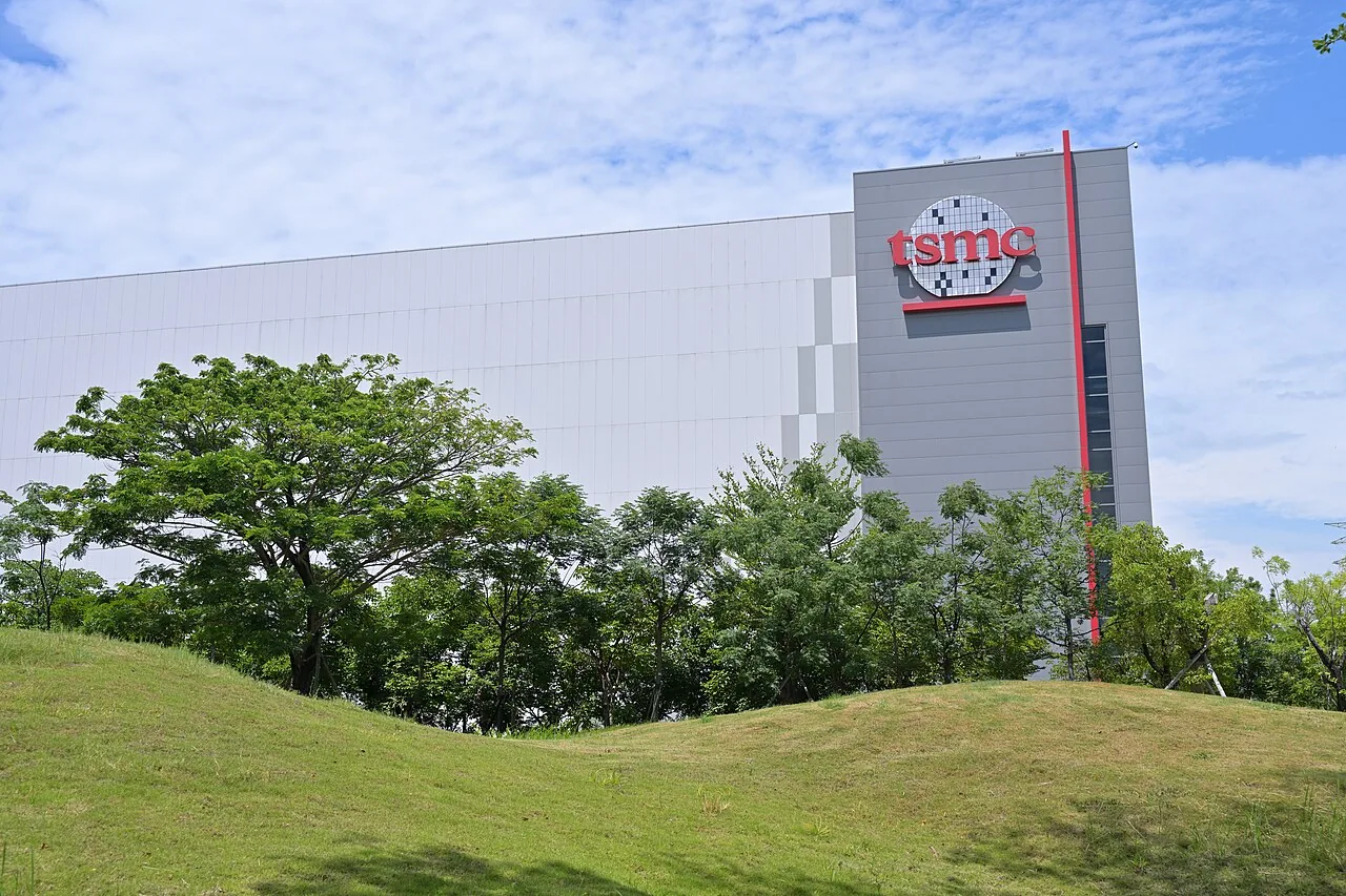 TSMC registra recorde de receita em agosto com alta de 53,3%