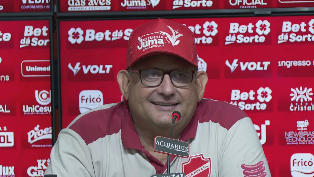Guto Ferreira valoriza vitória magra que colocou o Vila Nova na liderança