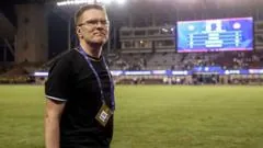 De programa de quiz a Champions League: história do treinador do Sabah