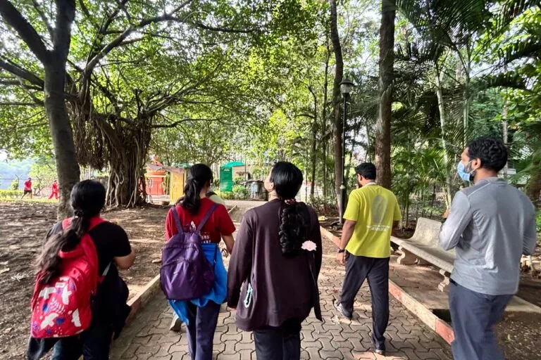 Voluntários estão mapeando árvores em Pune, buscando futuro mais verde
