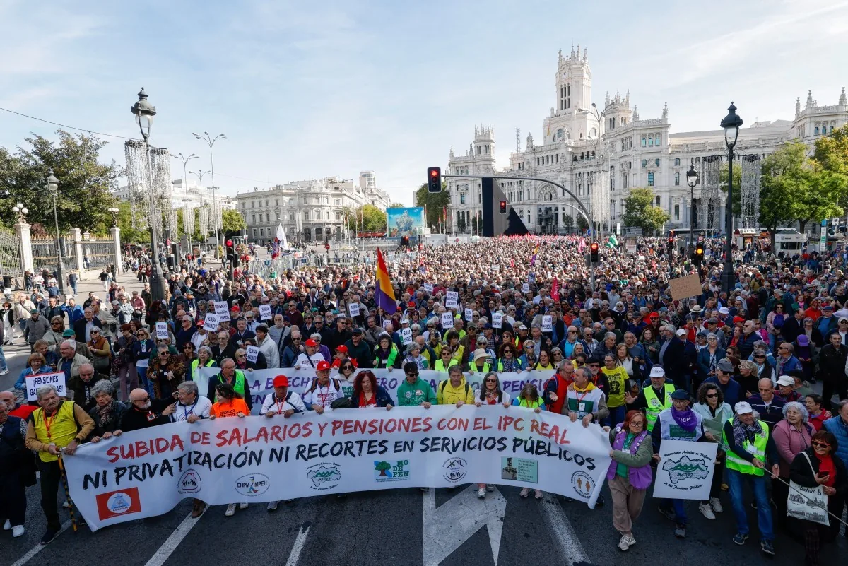 Milhares protestam em Madri defendendo aposentadorias