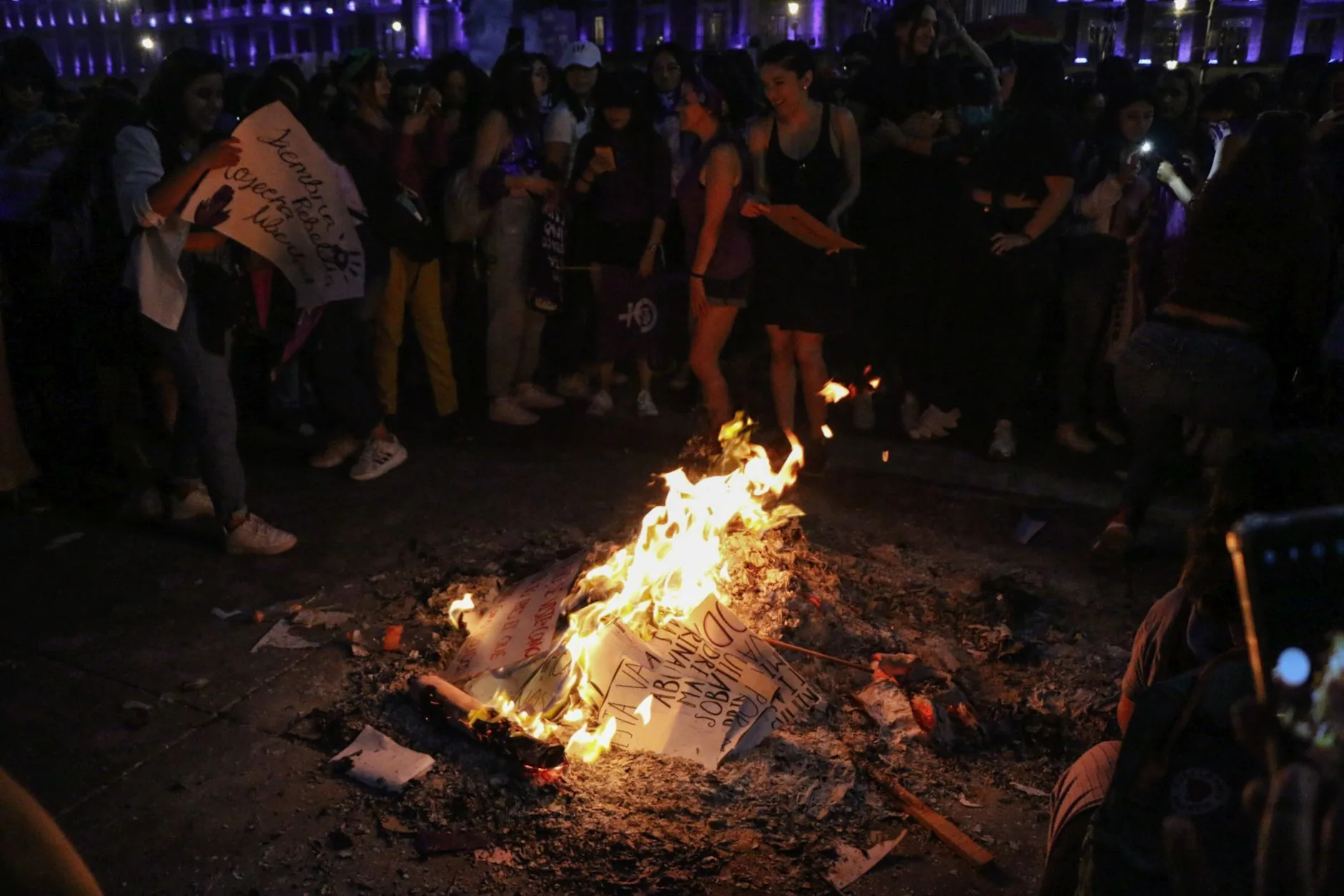 Entenda: Violência contra a Mulher em Contexto Brasileiro