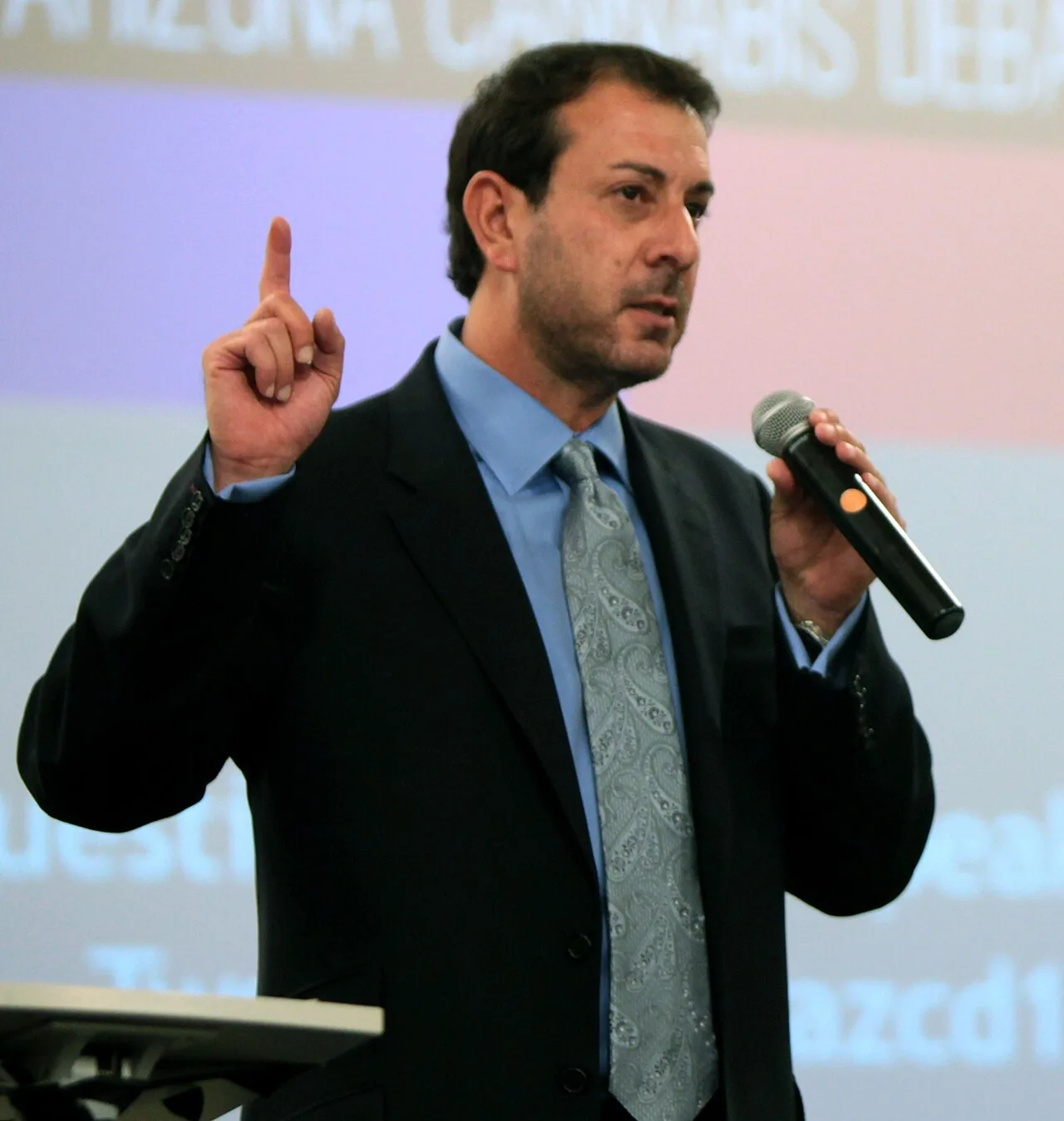 Governadora republicana de New Hampshire defende manutenção da ilegalidade da maconha