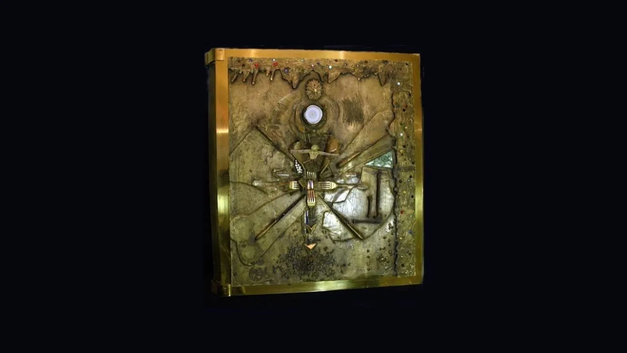 Capa de livro de Salvador Dalí é roubada de museu