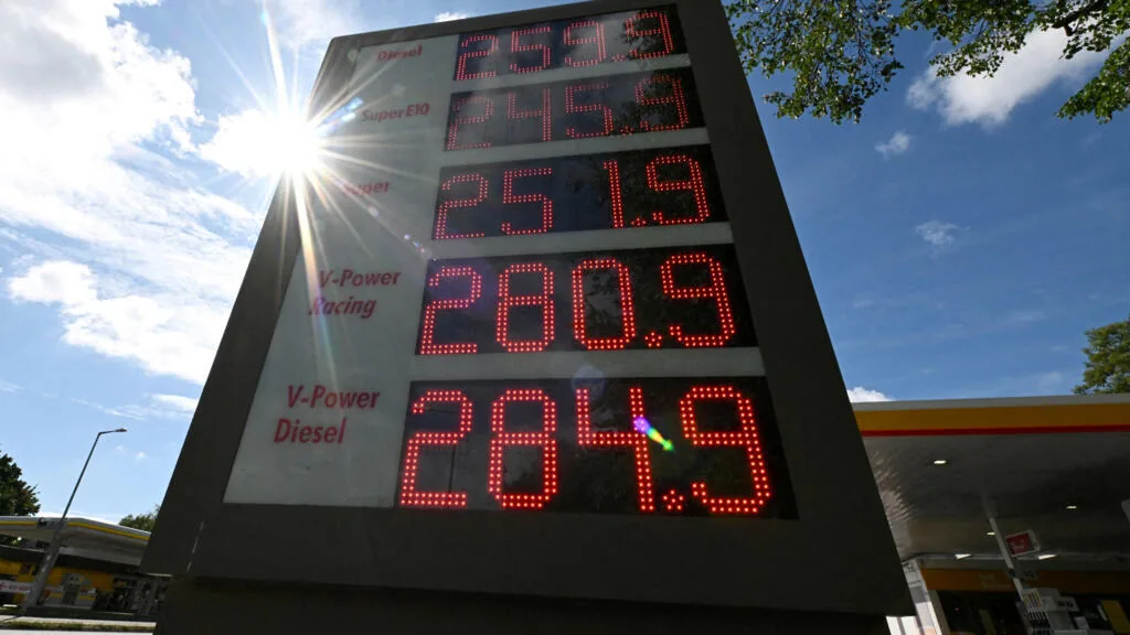 Estados Unidos pressiona Europa a liberar reservas de diesel