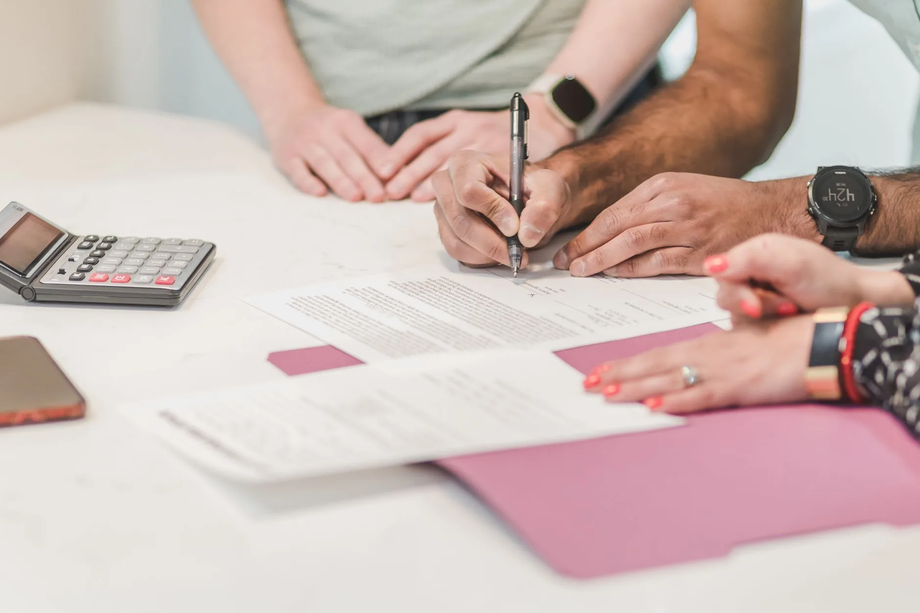 Colaboração como ferramenta para mitigar patologias em contratos administrativos
