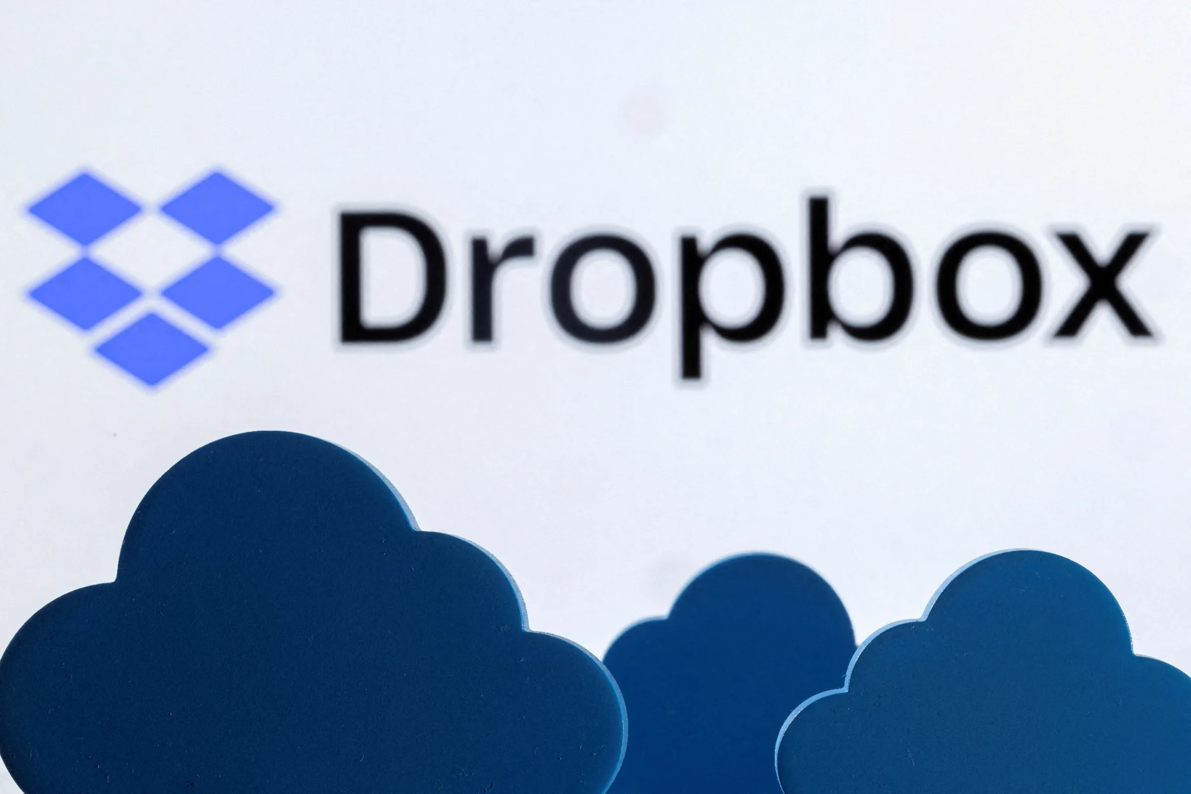 Dropbox anuncia demissões e saída do diretor de tecnologia